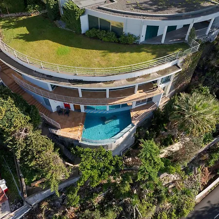 A Porta Neves Φουνκάλ