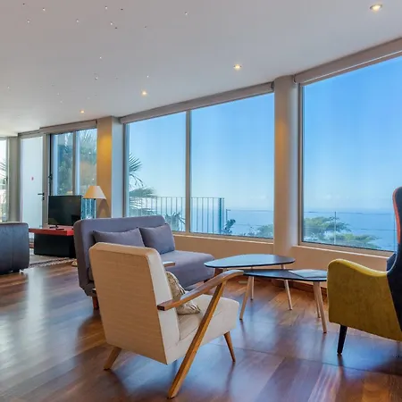 A Porta Neves Funchal (Madeira)